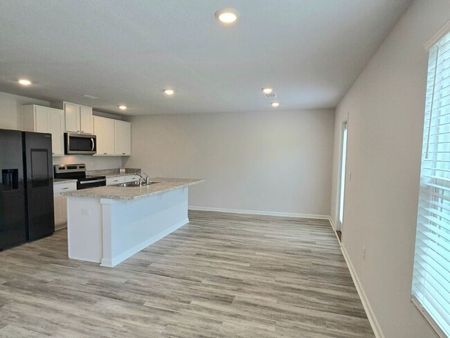 Building Photo - 6012 Unbridled Lp