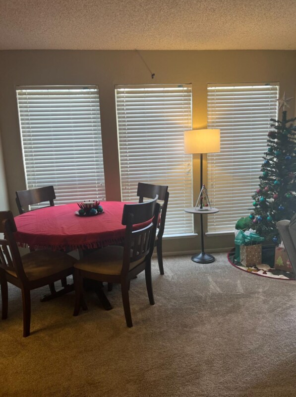 Foto del edificio - 32 W 7th St