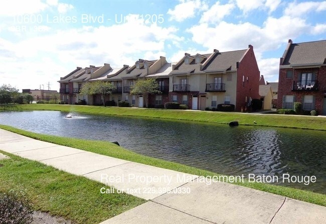 Foto del edificio - 10600 Lakes Blvd