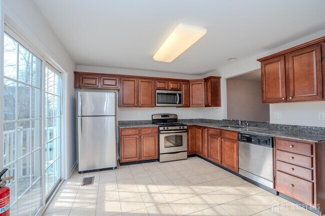 Building Photo - 5 Rafting Way