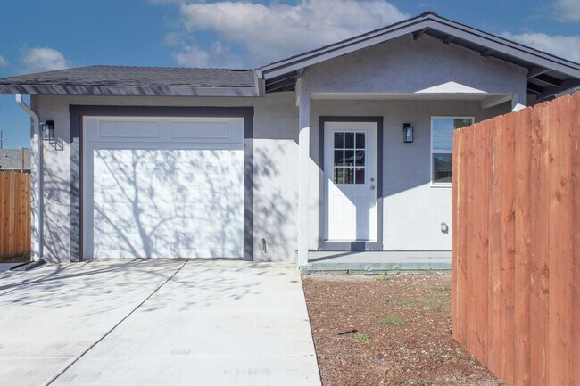 Foto del edificio - 88 Bayview Ave