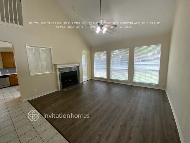 Building Photo - 6120 Pinwood Cir