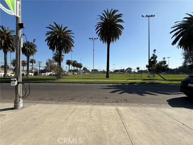 Foto del edificio - 6115 Harvard Blvd