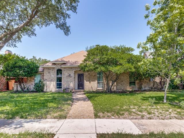 Foto principal - 207 Hemlock Dr