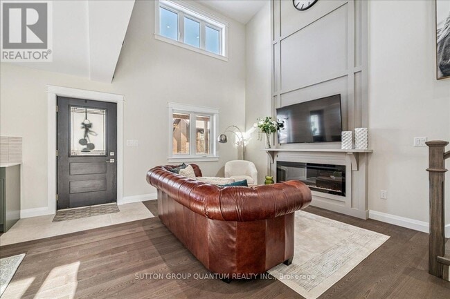 Building Photo - 18 Pleasant Ave