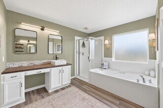Building Photo - 6215 Lake Chase Ct