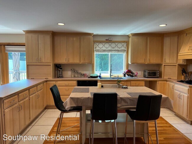 Building Photo - 3 br, 2.5 bath House - 15 Scranton Way