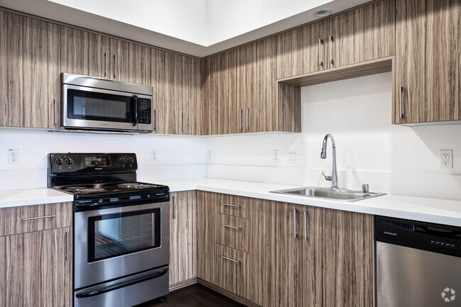 2BR, 2BA - B4 - Tuscany