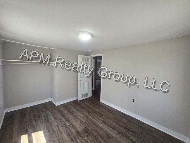 Foto del edificio - Renovated apartment in downtown Columbia