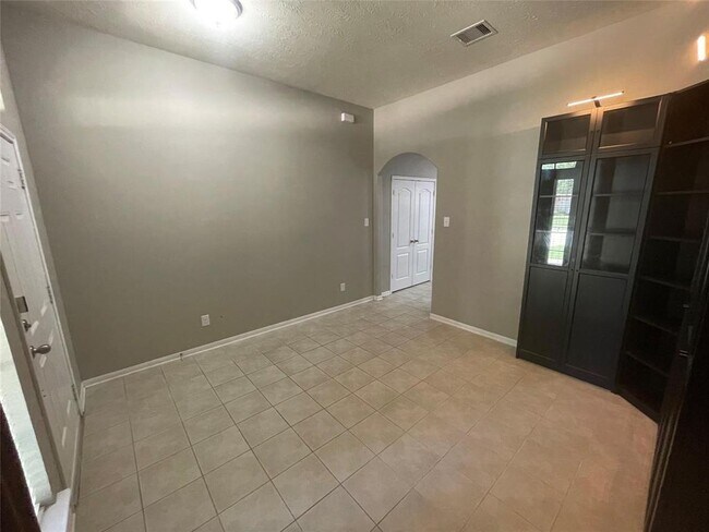 Foto del edificio - 24430 Haywards Crossing Ln