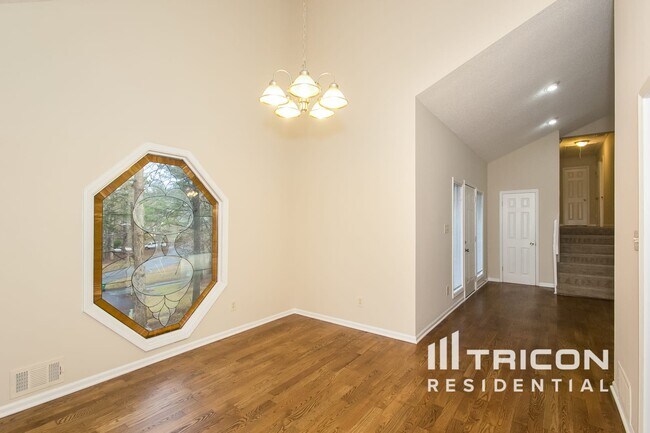 Building Photo - 830 Post Road Way Stone Mountain GA