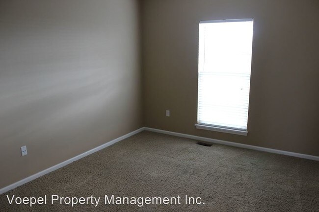 Building Photo - 10355 Parkview Ave