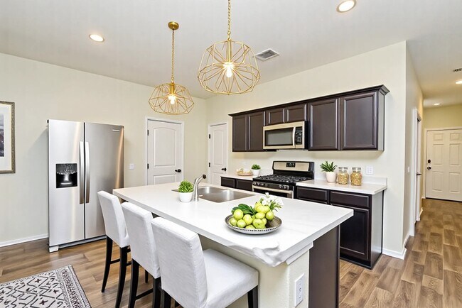 Foto del edificio - 21170 Alder Oaks Dr