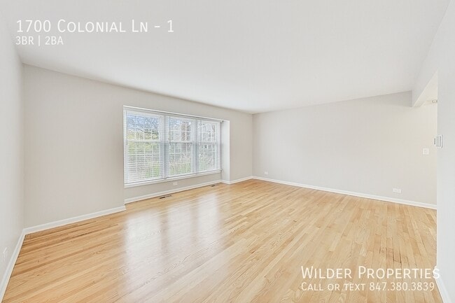 Building Photo - 1700 Colonial Ln
