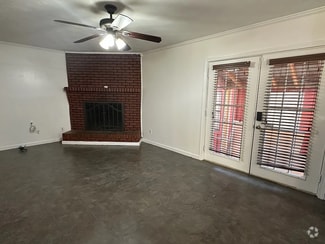 Building Photo - 3511 Blue Springs Rd