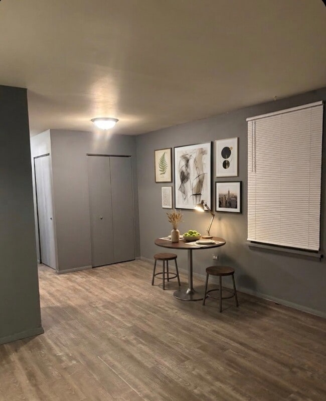 Building Photo - 2357 Discovery Dr