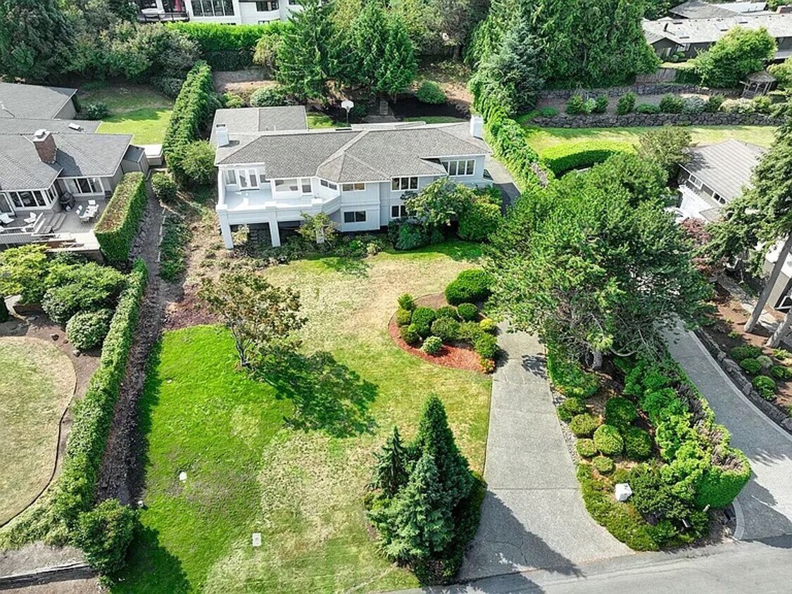 Foto principal - Clyde Hill Home