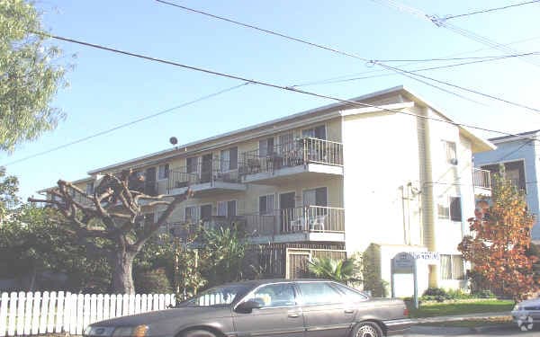 Building Photo - 532 Nebraska Ave