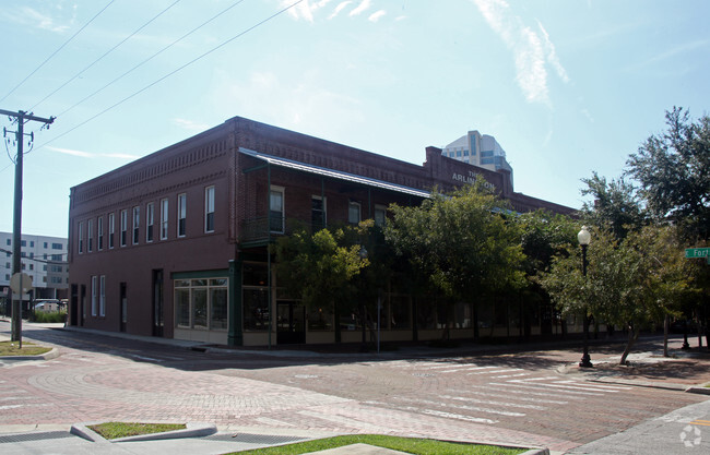 Building Photo - The Arlington