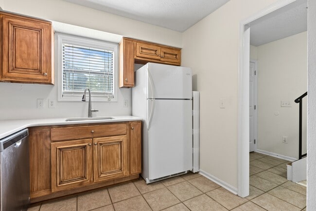 Photo - 111 S Ross St (Auburn, AL) Townhome