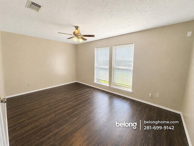 Foto del edificio - 3108 Trembling Creek Cir