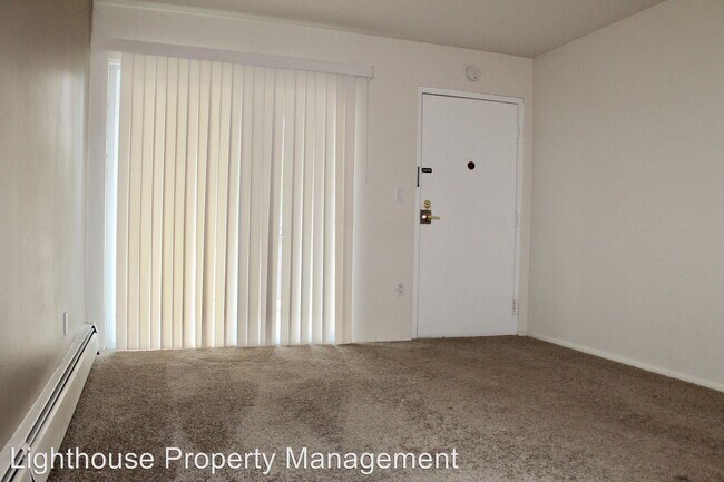 Foto del edificio - 511-515 Knapp St NE
