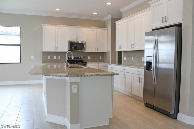 Building Photo - 4722 Formosa Dr