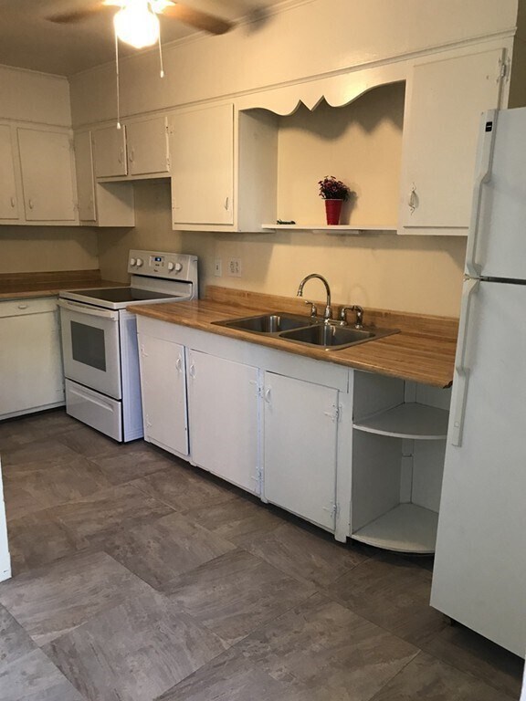 Foto del edificio - 8-10 School St-