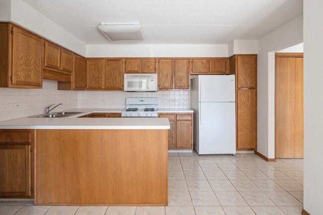 Foto del edificio - 5255 N Riversedge Terrace