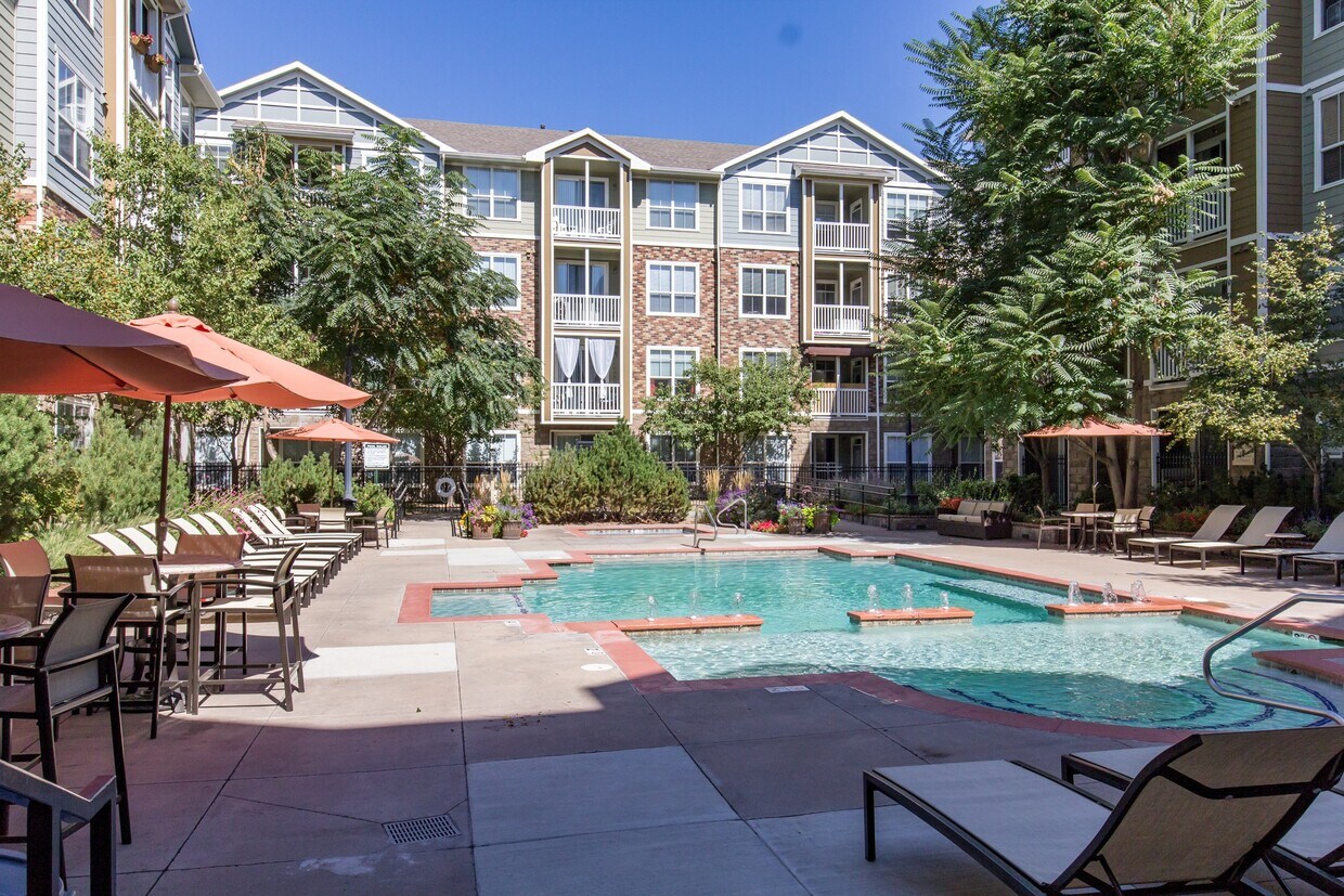 Colorado Pointe Apartments Denver, CO