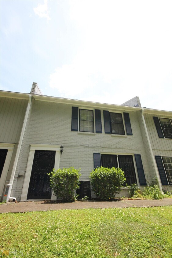 412 Sycamore Dr, Decatur, GA 30030 Townhome Rentals in Decatur GA