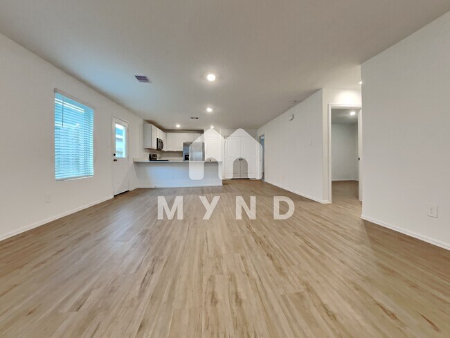 Building Photo - 24119 Laurel Farms Dr