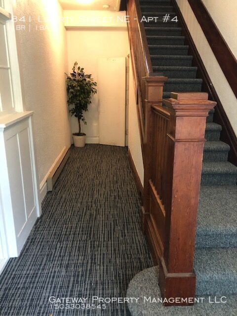 Building Photo - 841 Liberty Street. NE Apt #4