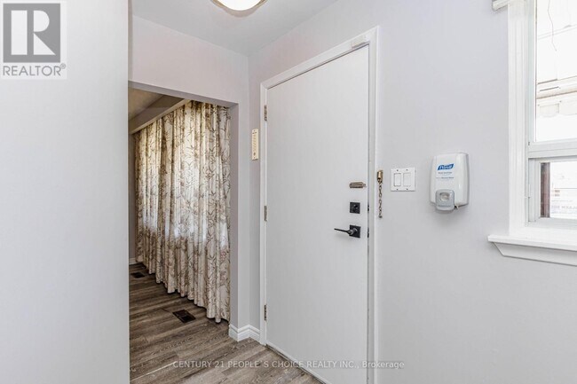 Photo du bâtiment - 8 Dean St