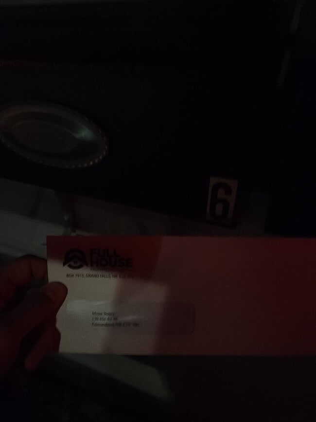 Photo du bâtiment - 130-45e 45e Av