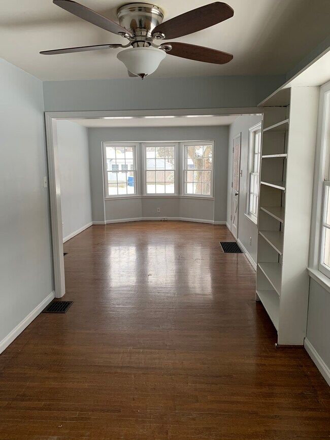 Foto del edificio - 1524 E 54th St