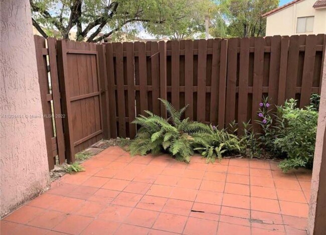Foto del edificio - 8977 SW 123rd Ct