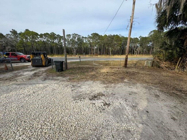 Building Photo - 211 NW Hwy 441