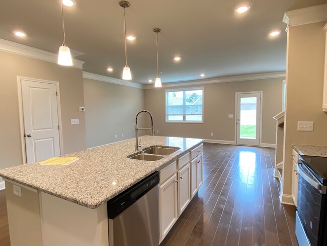 Building Photo - 2844 Weyhill Trl