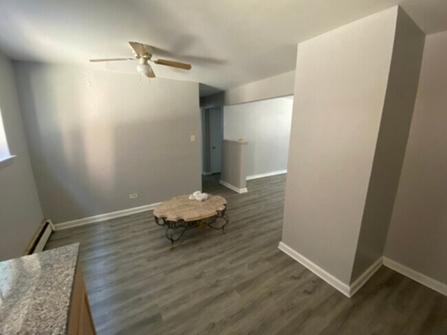 Foto del edificio - 12438 Fairview Ave