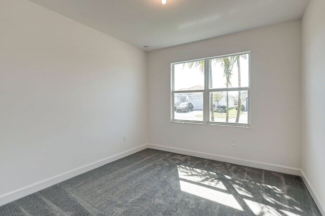 Building Photo - New 2 bedroom, 2 bath with office, The Osprey model in Valencia Grove at Riverland, 55+ Resort St...