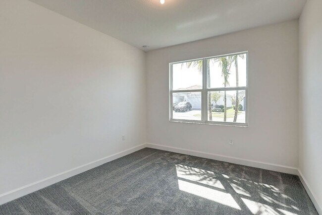 Foto del edificio - New 2 bedroom, 2 bath with office, The Osprey model in Valencia Grove at Riverland, 55+ Resort St...