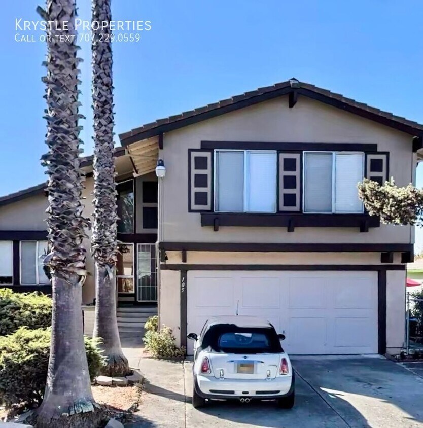 Primary Photo - Beautifully updated, tri-level home, high ...