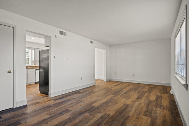 Foto del edificio - 502 Scott Blvd