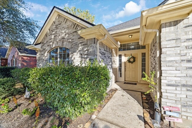 Building Photo - 4523 Bridgevillage Dr