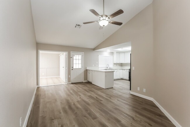 Building Photo - 5908 Cherry Falls Ct