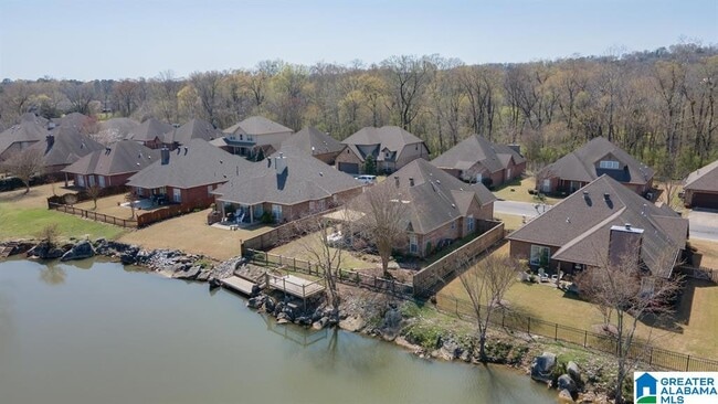 Building Photo - 326 Creekside Ave