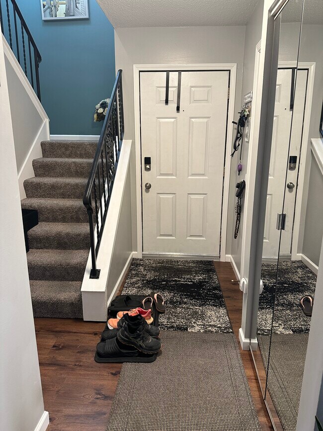 3632 Cedarwood Ct, Bettendorf, IA 52722 Townhome Rentals in