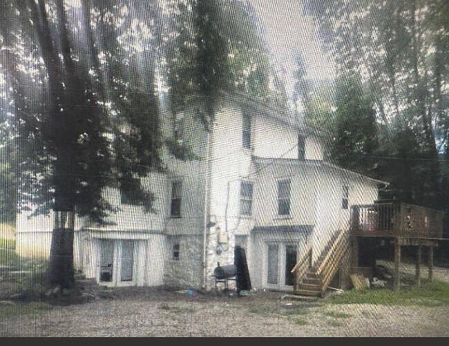 Building Photo - 518 S William St