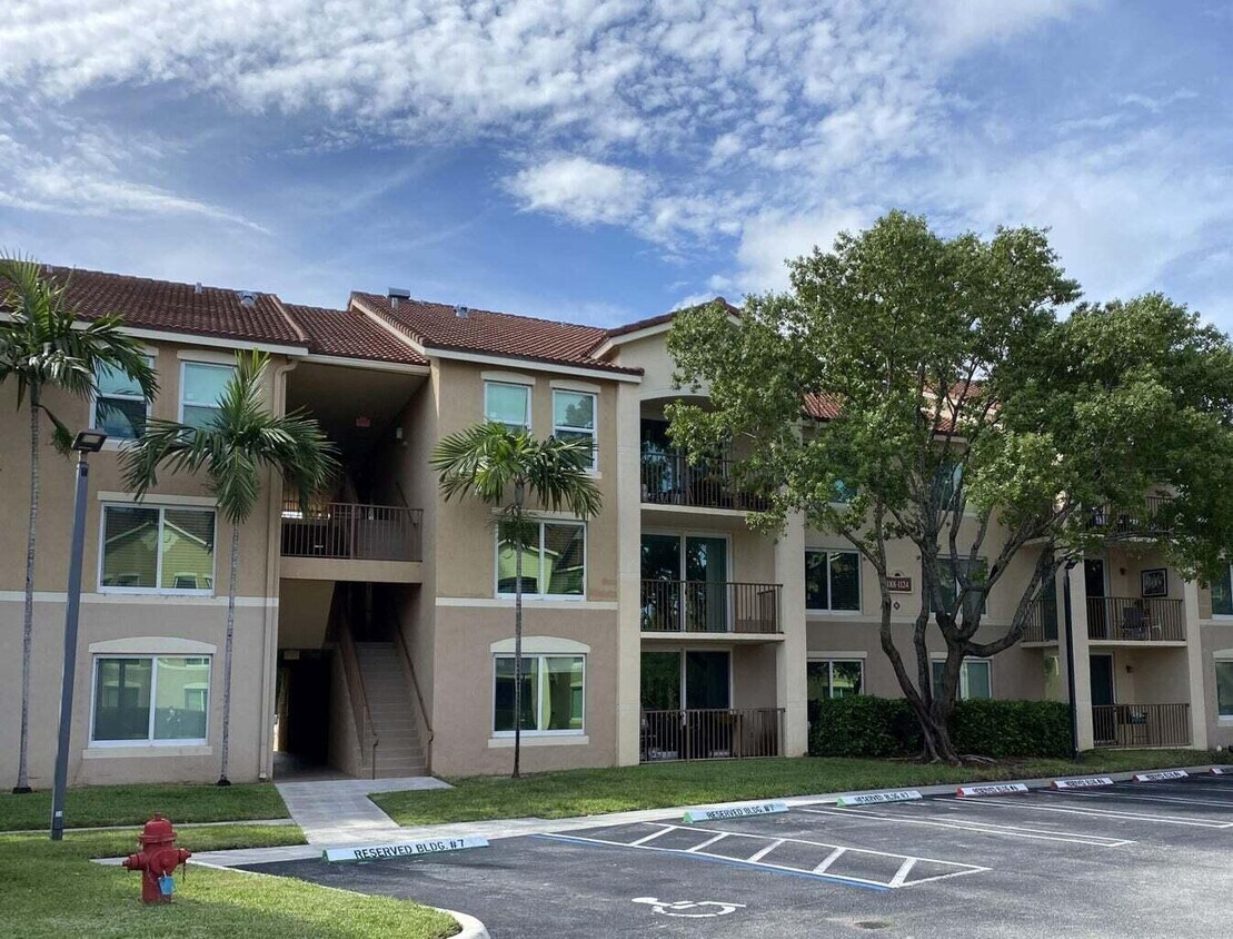 1317 Villa Cir, Boynton Beach, FL 33435 Condo for Rent in Boynton
